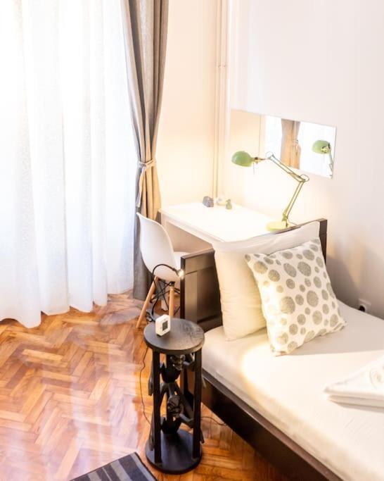 Central And Comfy 2Bdr Apartment Near Parliament Belgrade Extérieur photo