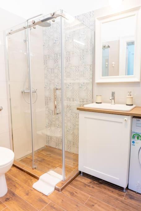 Central And Comfy 2Bdr Apartment Near Parliament Belgrade Extérieur photo
