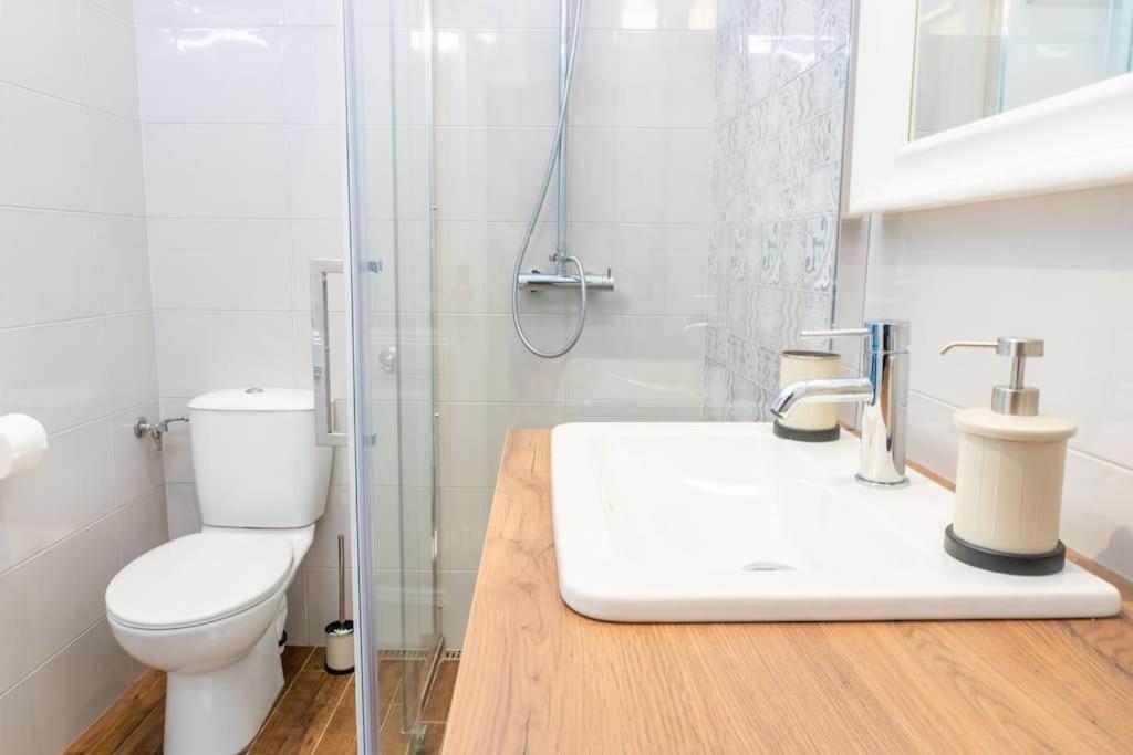 Central And Comfy 2Bdr Apartment Near Parliament Belgrade Extérieur photo